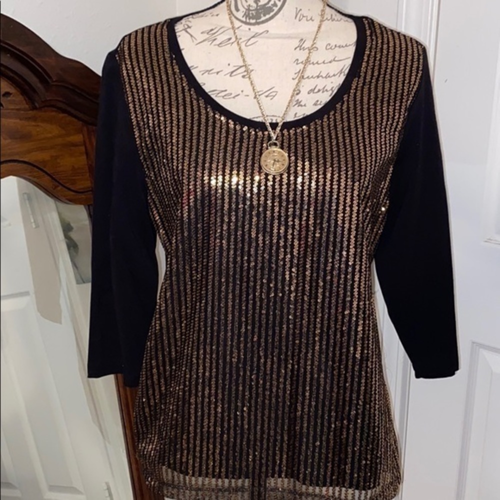 Sequined, gold and black shirt size PXL